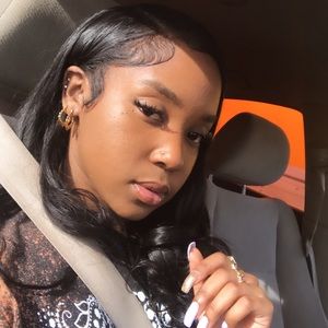 Meet your Posher, Symone